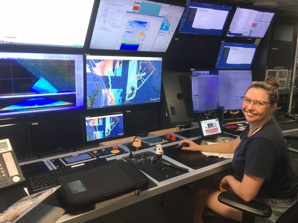 Mapping coral reefs  in the Tasman Sea